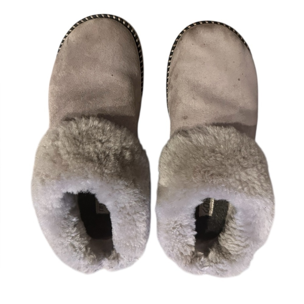 OluKai Ku’i Women's indoor outdoor Slippers in Cream Size 8